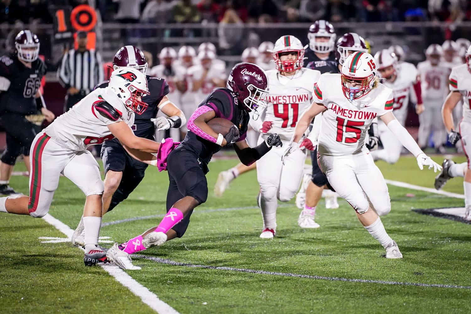 Quaker RB trying to hit the hole Quaker RB trying to hit the hole